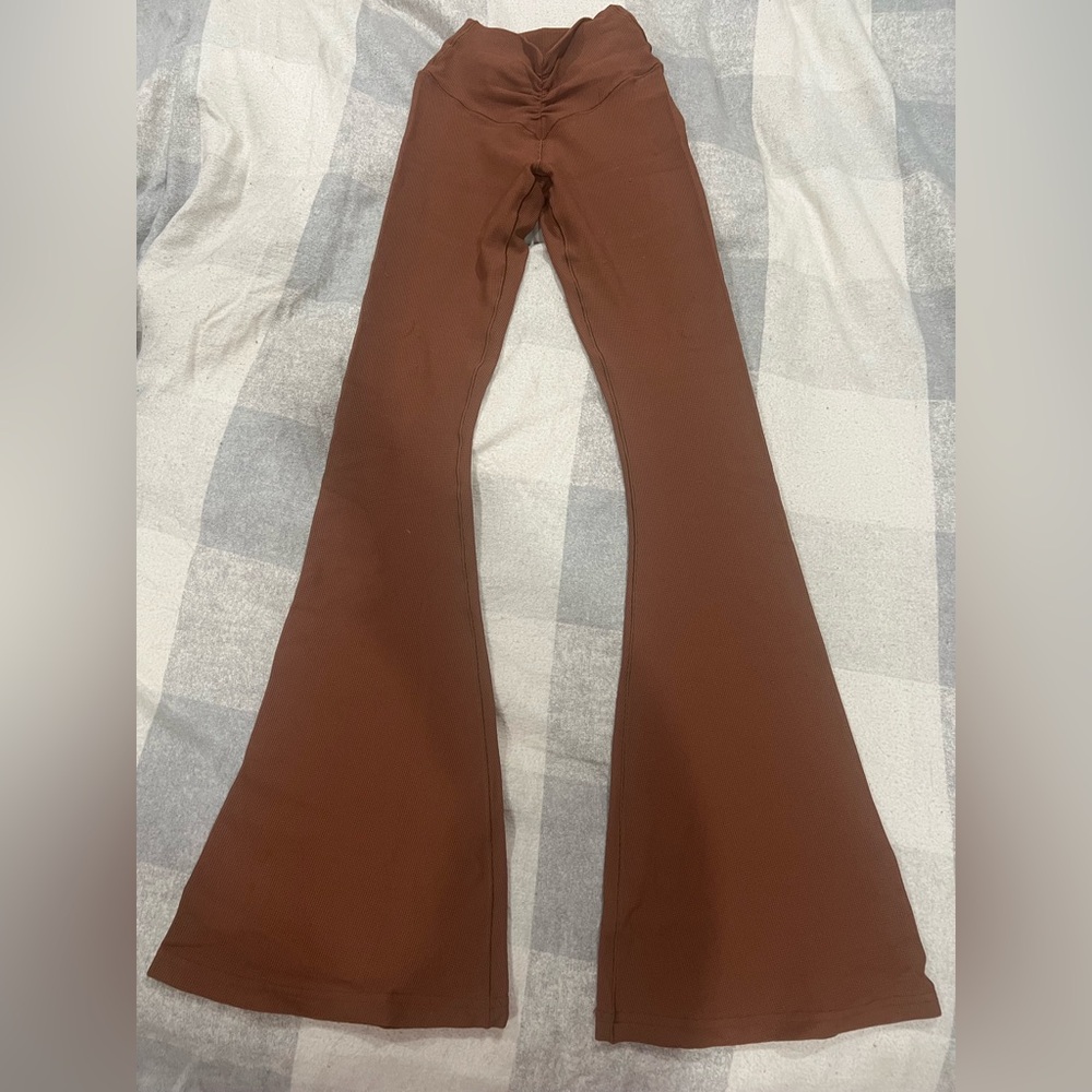 Offline By Aerie Real Me High Waisted Crossover Rib Super Flare Leggings